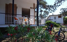 Villaggio Alex